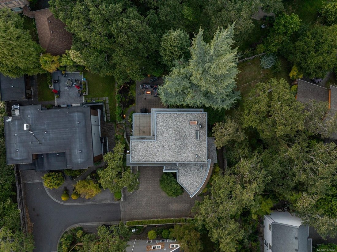 House in Victoria, British Columbia, Canada 5 - 18167559