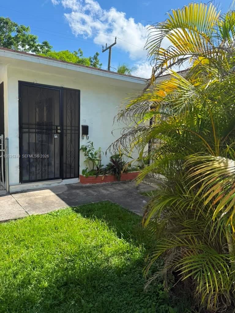 Miami, Florida, United States 4 - 18156141