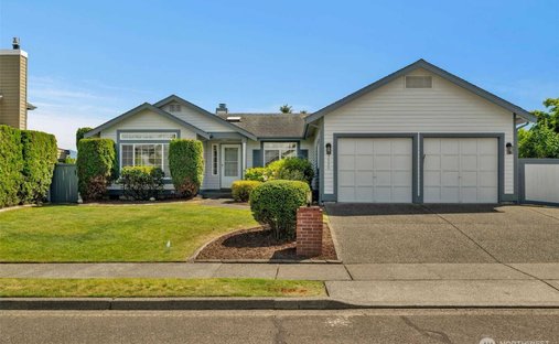 House in Enumclaw, Washington, United States 1