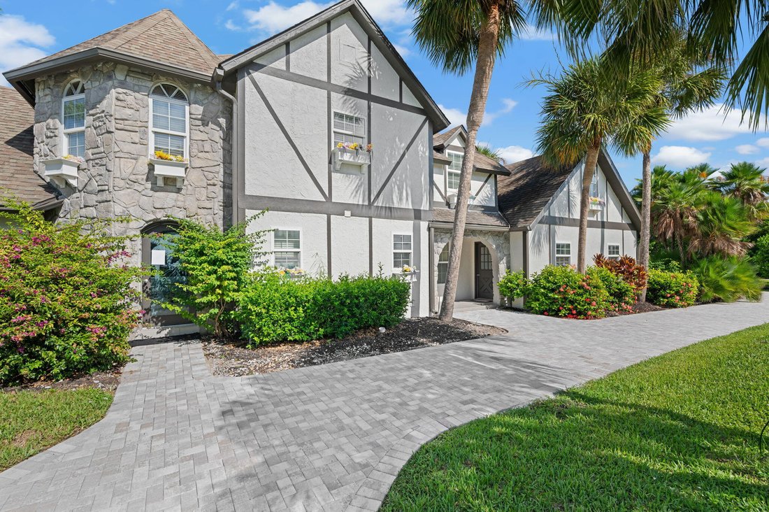 Maison à Fort Pierce, Floride, États-Unis 1 - 18160111
