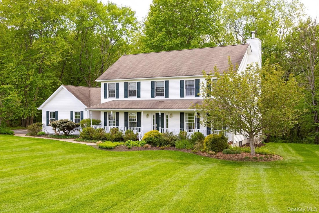 House in Pleasant Valley, New York, United States 2 - 17879378