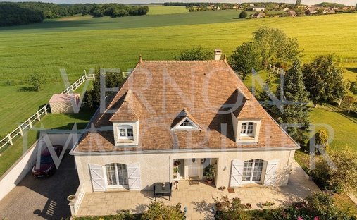 House in Pacy-sur-Eure, Normandy, France 1