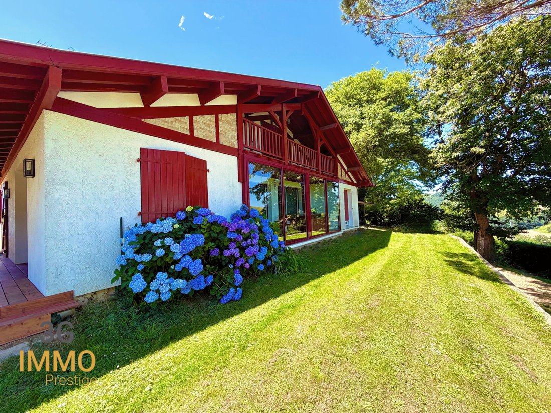 Estate in Saint-Palais, Nouvelle-Aquitaine, France 5 - 17011213