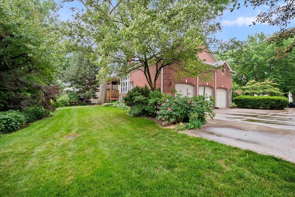 House in Skokie, Illinois, United States 5 - 18162073