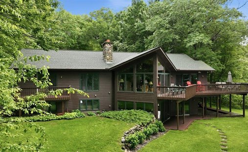 House in Stone Lake, Wisconsin, United States 1