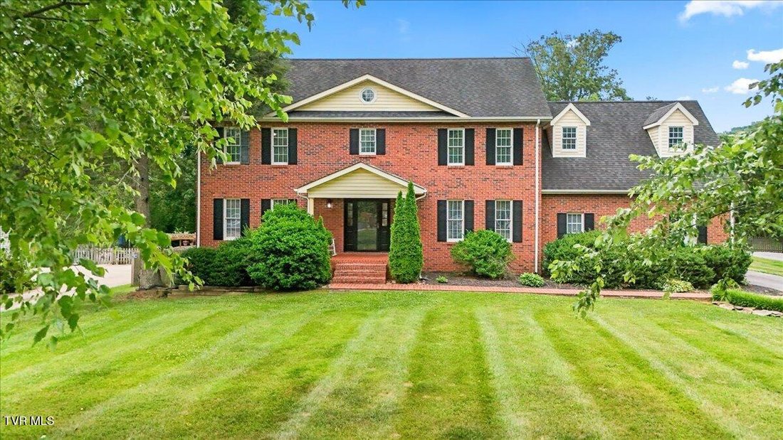 House in Bristol, Tennessee, United States 1 - 18164755