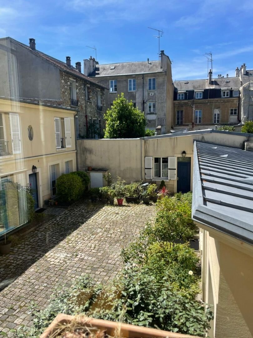Apartment in Domaine National du Château, Versailles, France 1 - 18167382
