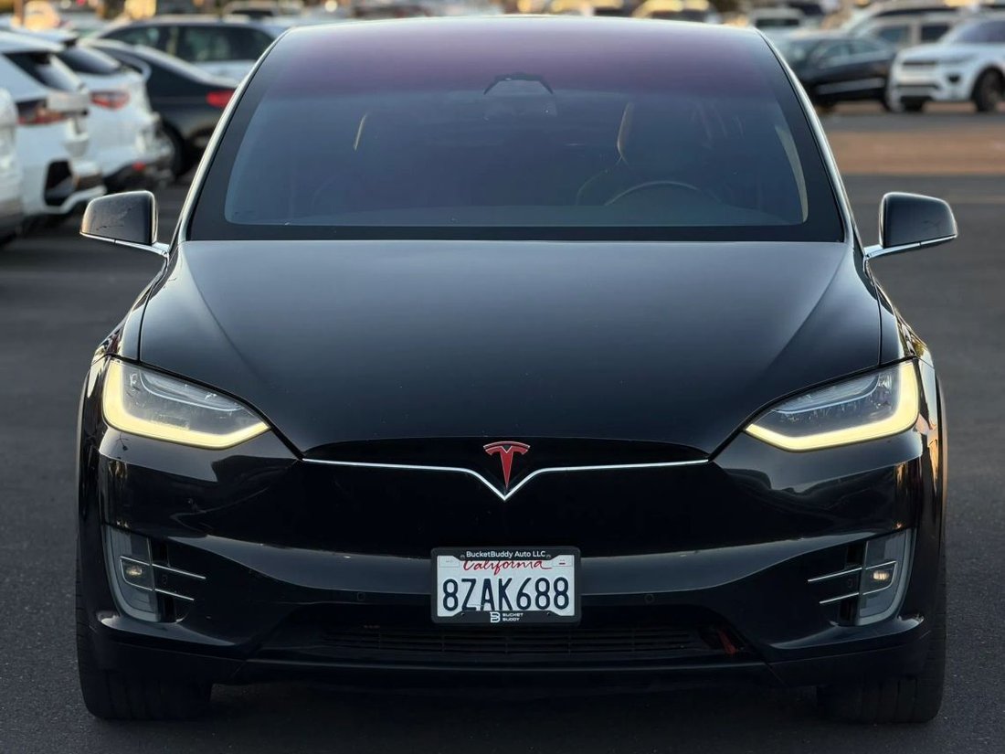 Suv in Sacramento, CA, United States 5 - 18167846