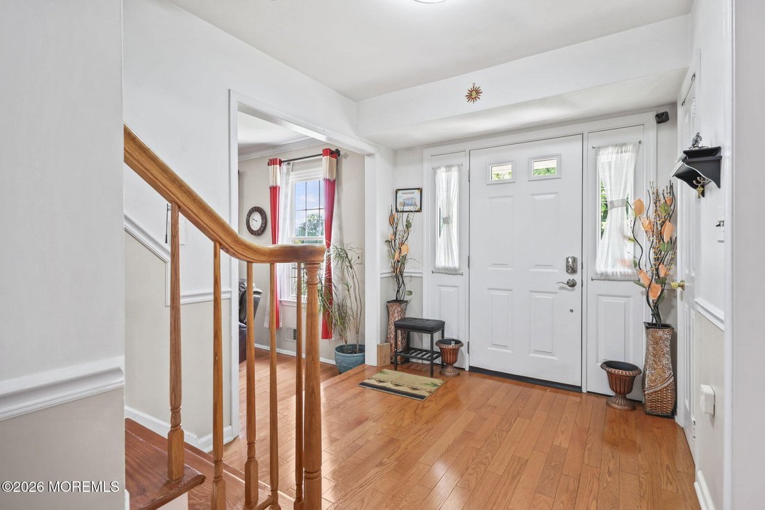 House in South Brunswick Township, New Jersey, United States 4 - 18162815