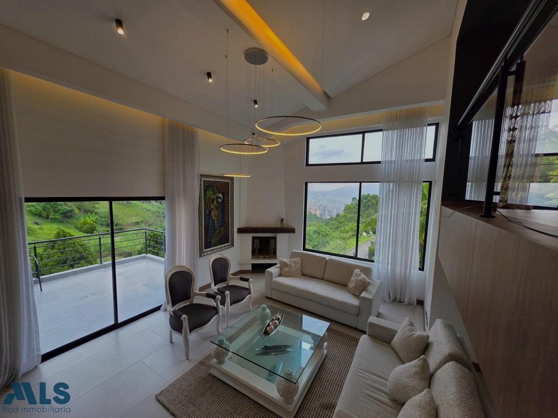 House in Medellín, Antioquia, Colombia 1 - 18163001