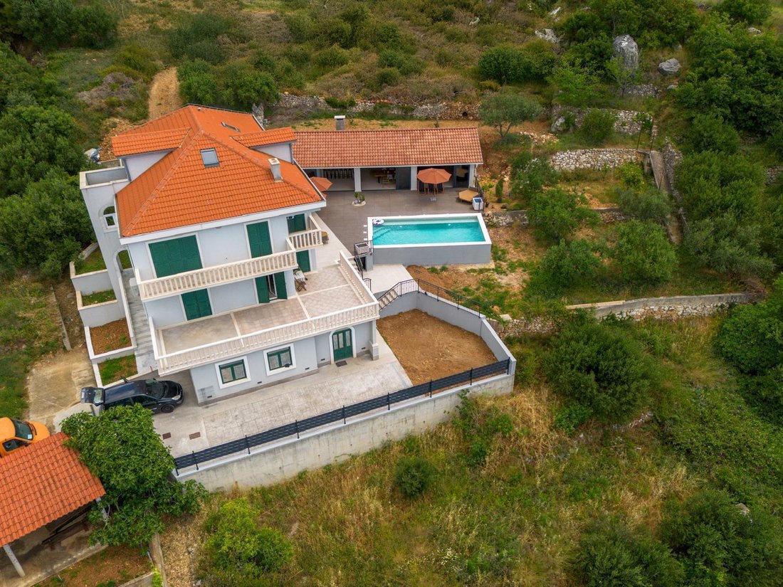 Villa in Dugi Rat, Split-Dalmatia County, Croatia 2 - 18161223