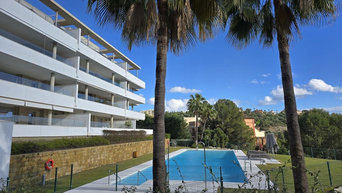 Apartment in Benahavis, Andalusia, Spain 1 - 18160596