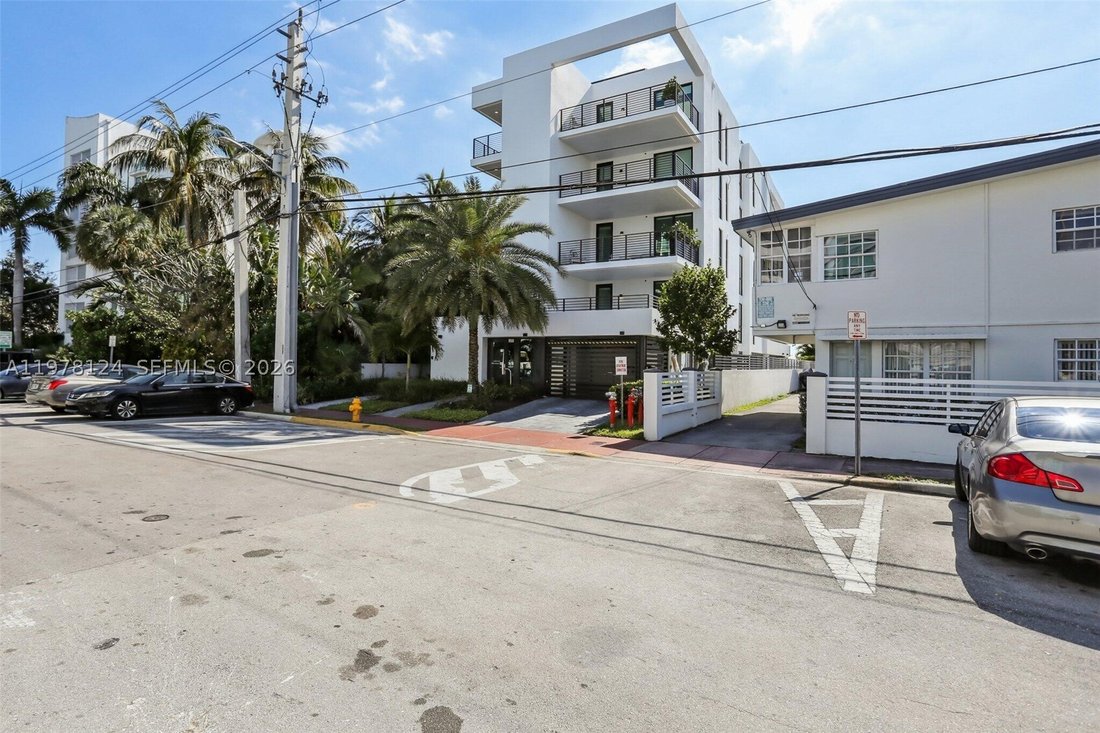 Condo in Miami Beach, Florida, United States 1 - 17360416