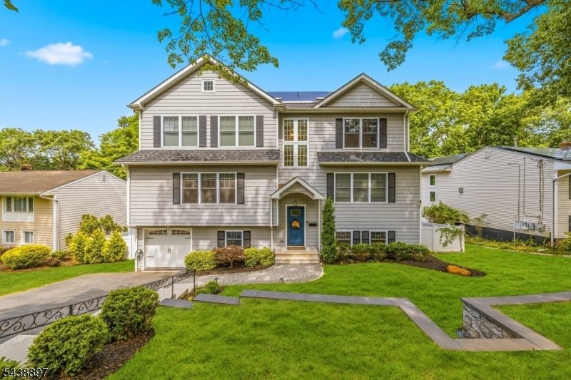 House in Livingston, New Jersey, United States 2 - 18161691