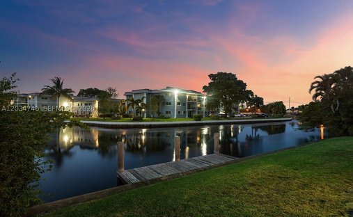 House in Oakland Park, Florida, United States 1