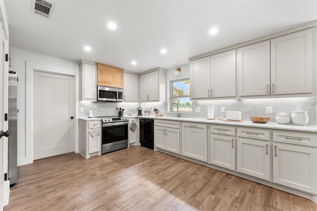 House in Seagoville, Texas, United States 5 - 18155178
