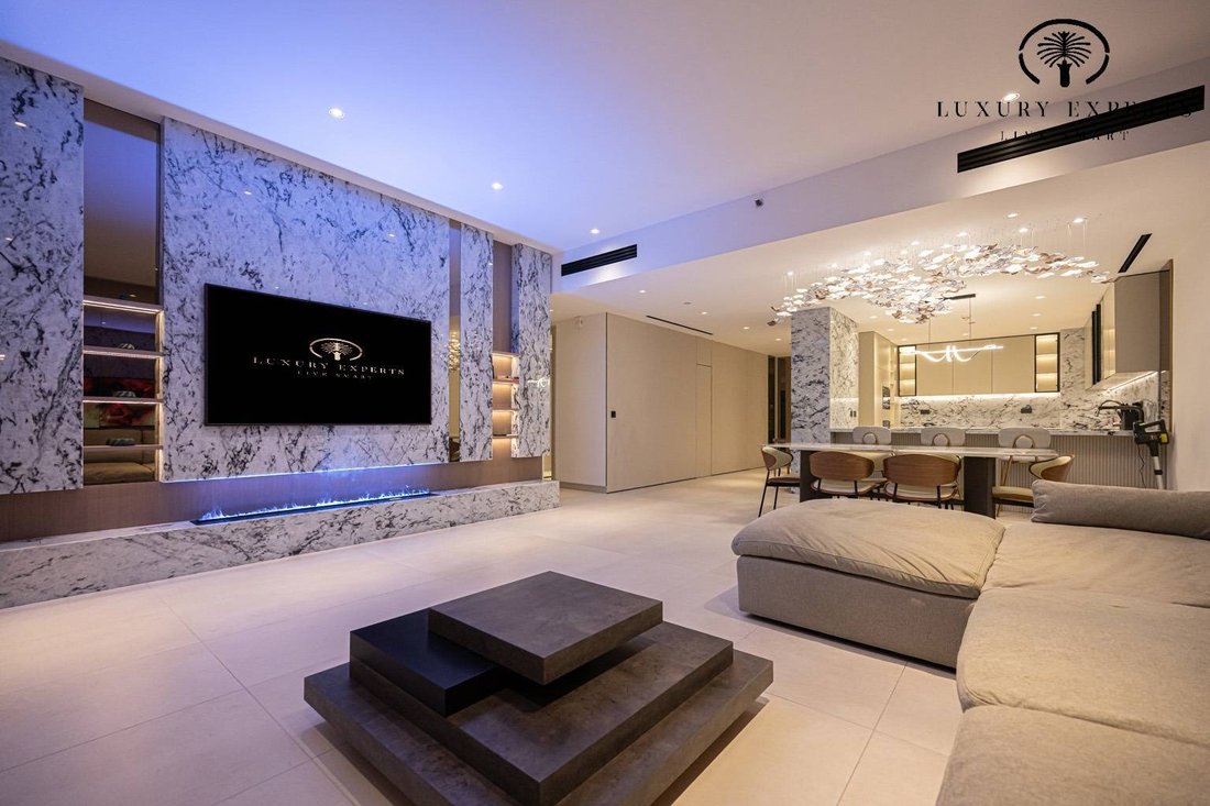 Apartment in Palm Jumeirah, Dubai, United Arab Emirates 3 - 18155241