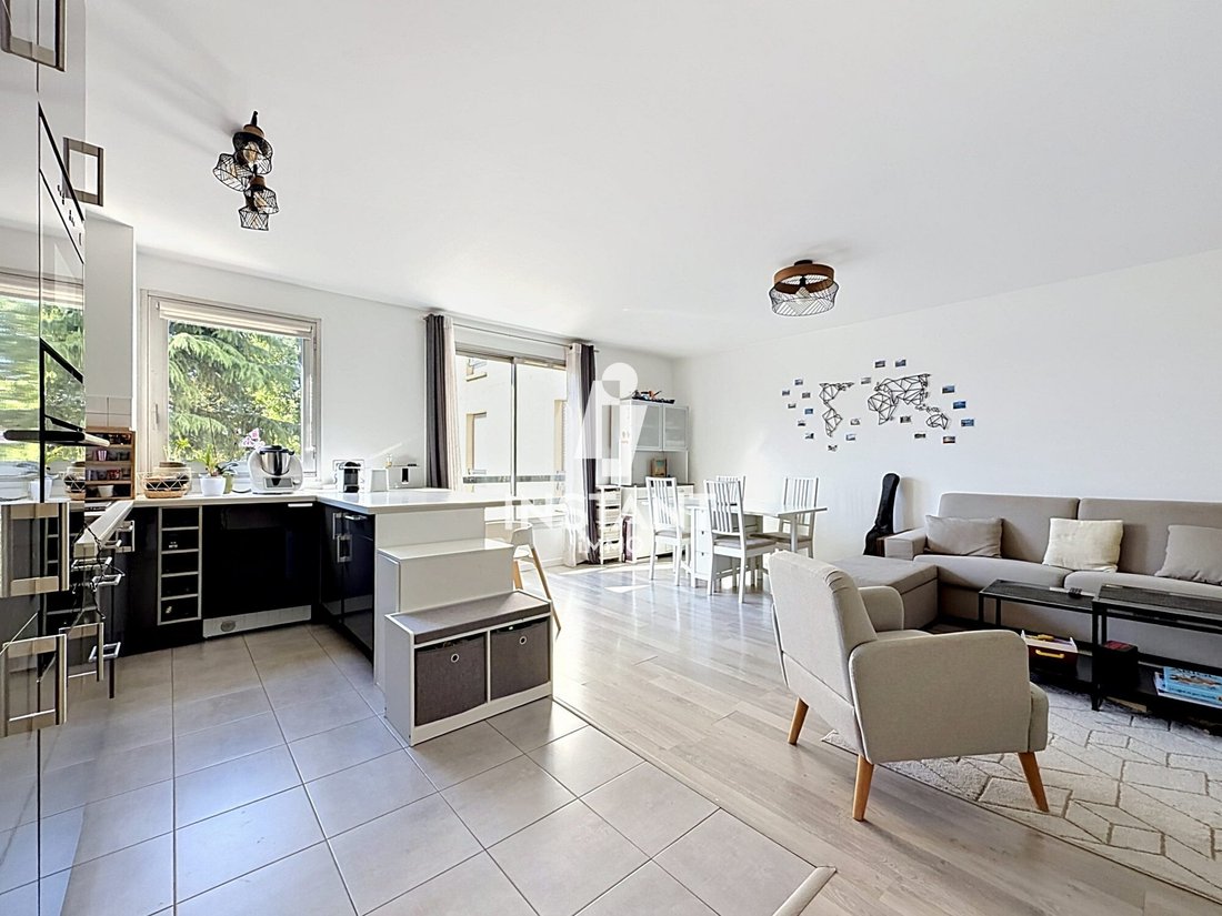 Apartment in Centre Ville, Charenton-le-Pont, France 1 - 18161920