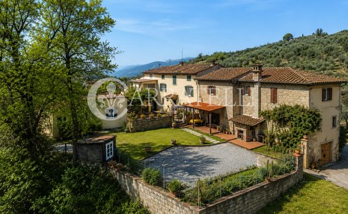 Country House in San Marco, Lucca, Italy 1