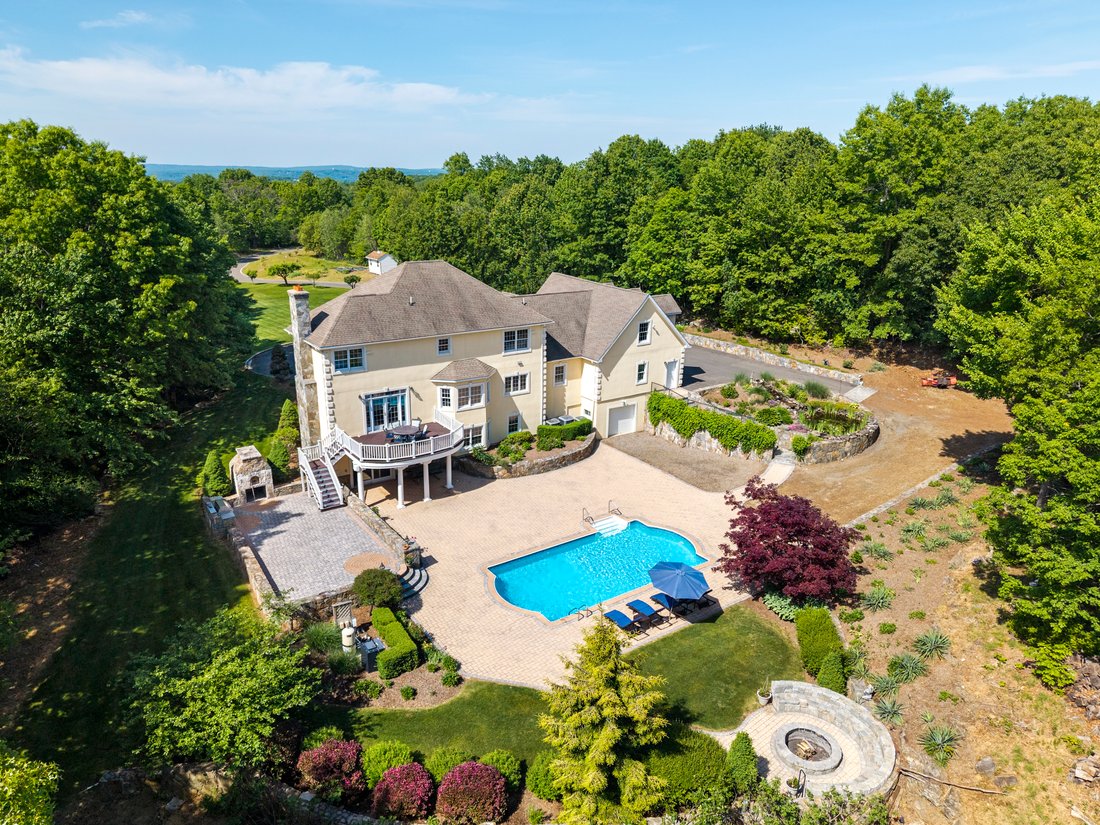 House in Wolcott, Connecticut, United States 3 - 18164687