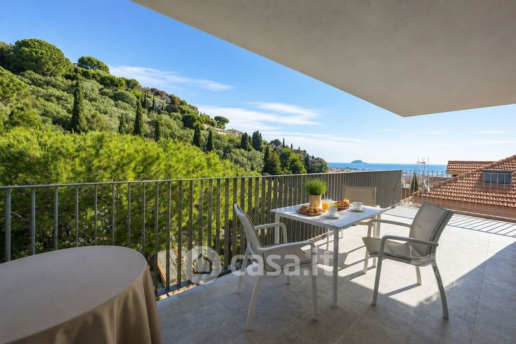 Apartment in Central Hill, Alassio, Liguria 2 - 18154525