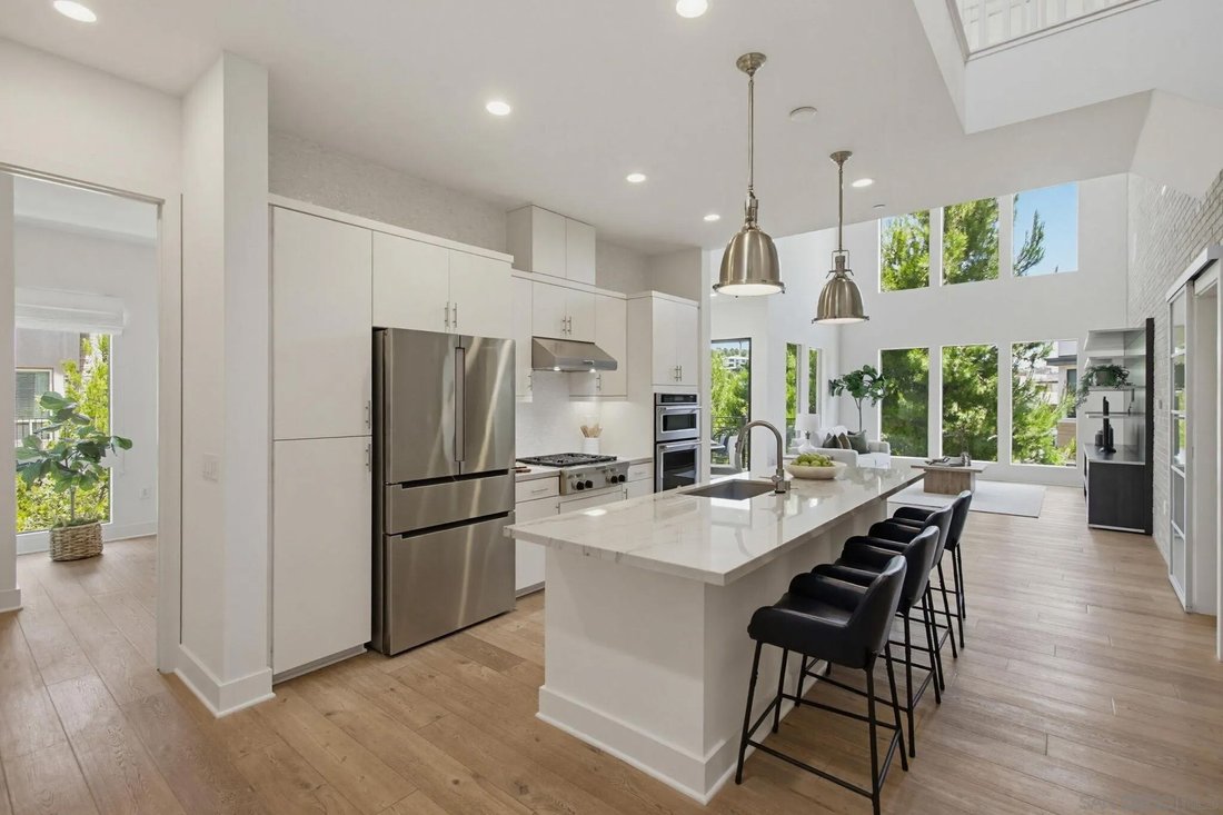 Condo in San Diego, California, United States 3 - 18154377