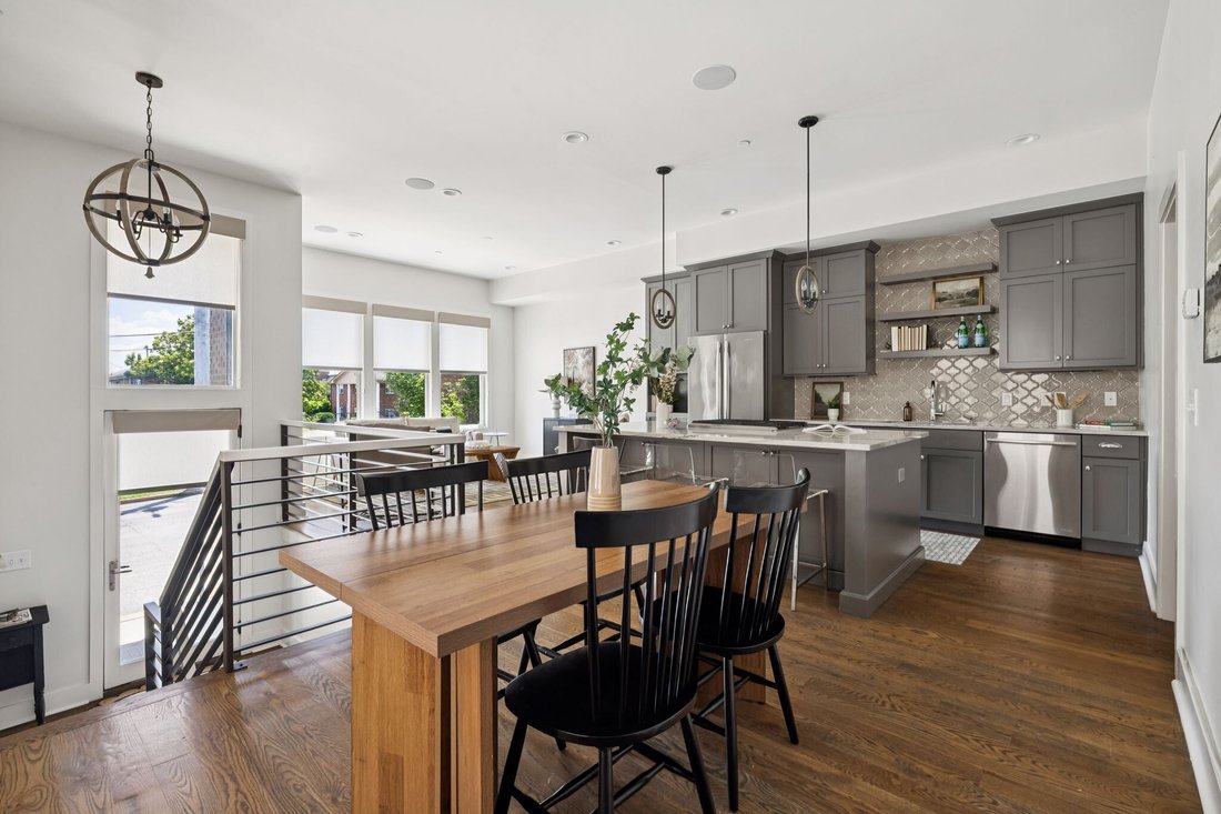 Co Op in Nashville, Tennessee, United States 5 - 18155365