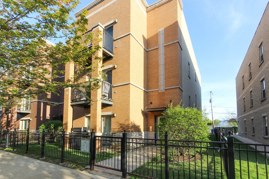 Condo in Chicago, Illinois, United States 1 - 18168655