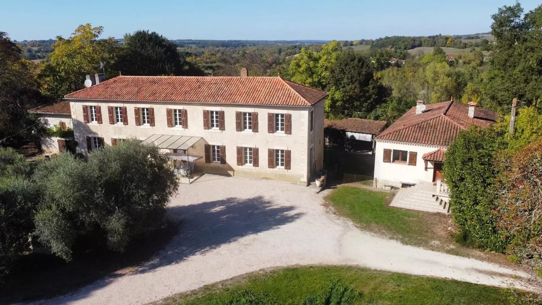 Estate in Vic-Fezensac, Occitania, France 3 - 18156342