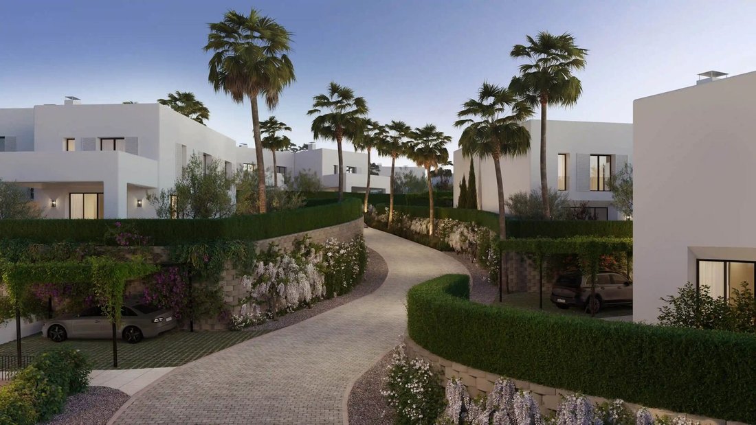 Townhouse in Sotogrande, San Roque, Andalusia 4 - 18168728