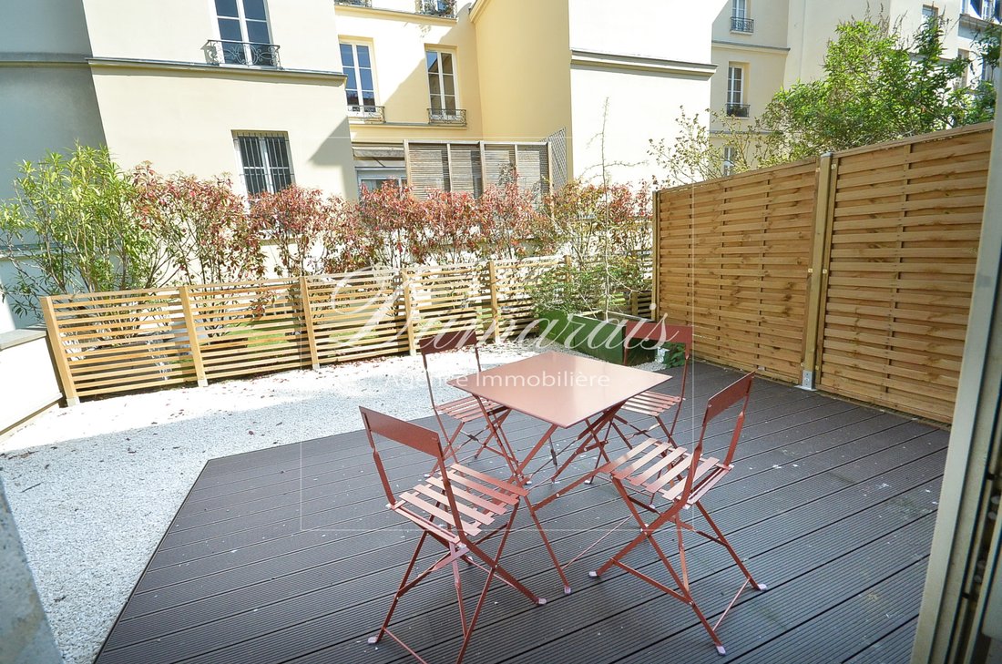 Apartment in Enfants Rouges, Paris 3e Arrondissement, Paris 1 - 17097356