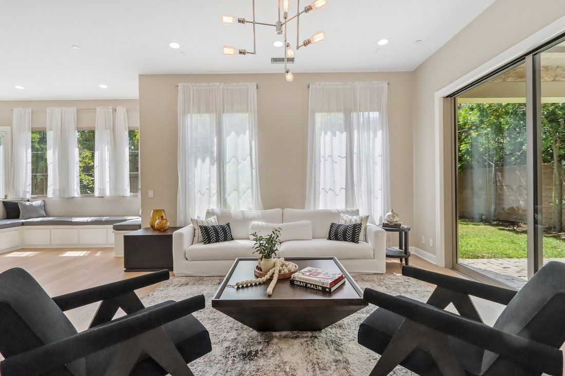 House in Irvine, California, United States 3 - 18156093