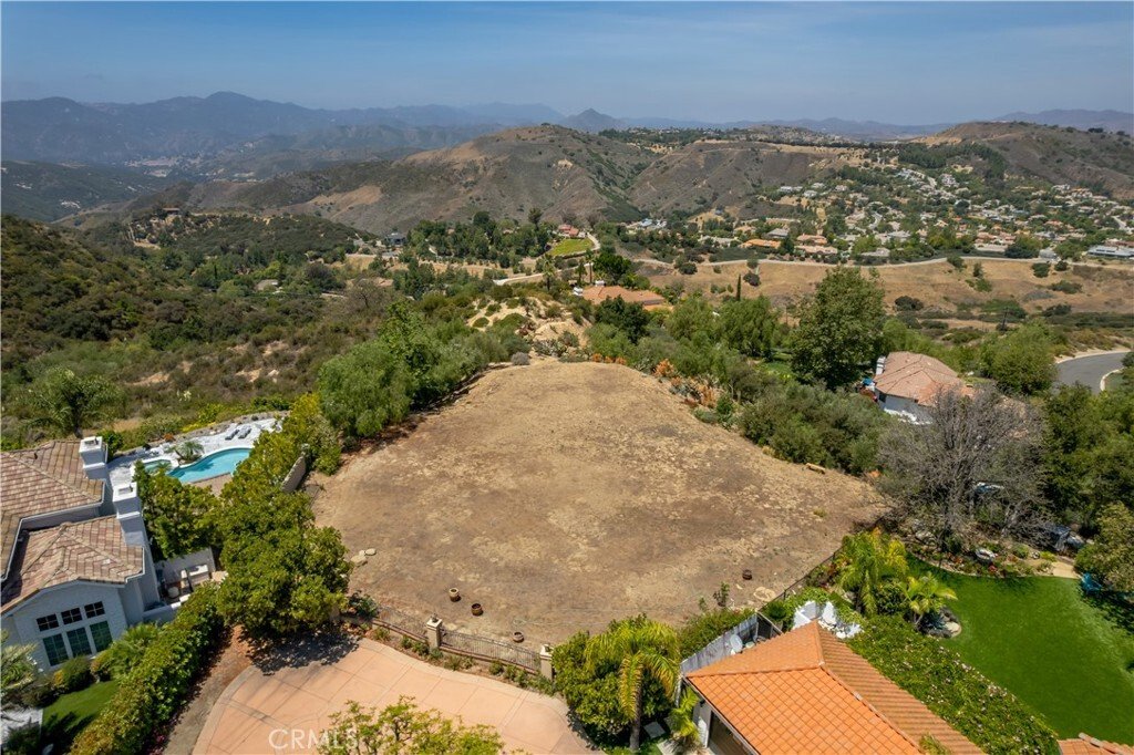 Land in Hidden Hills, California, United States 3 - 18156201