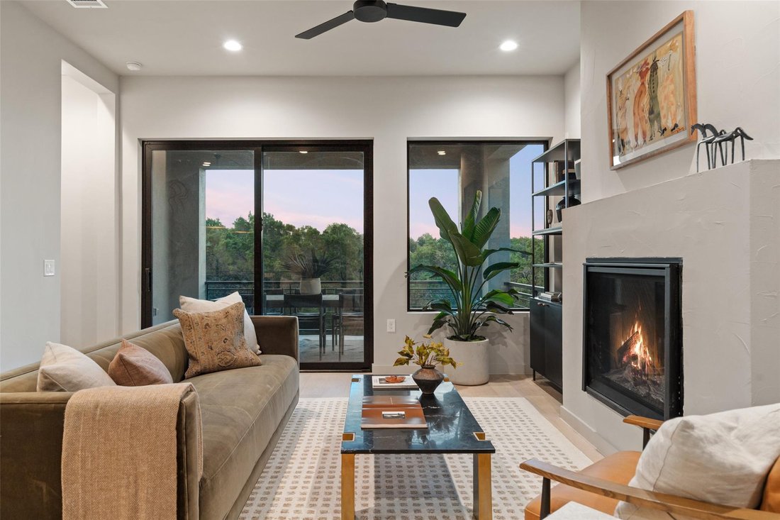 Condo in Austin, Texas, United States 1 - 18162477