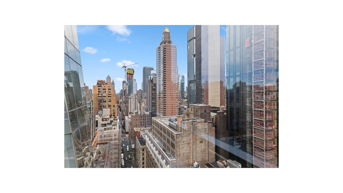 Condo in New York, New York, United States 3 - 18165449