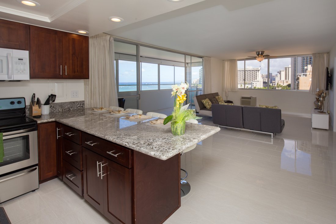 Condo in Honolulu, Hawaii, United States 2 - 18160681