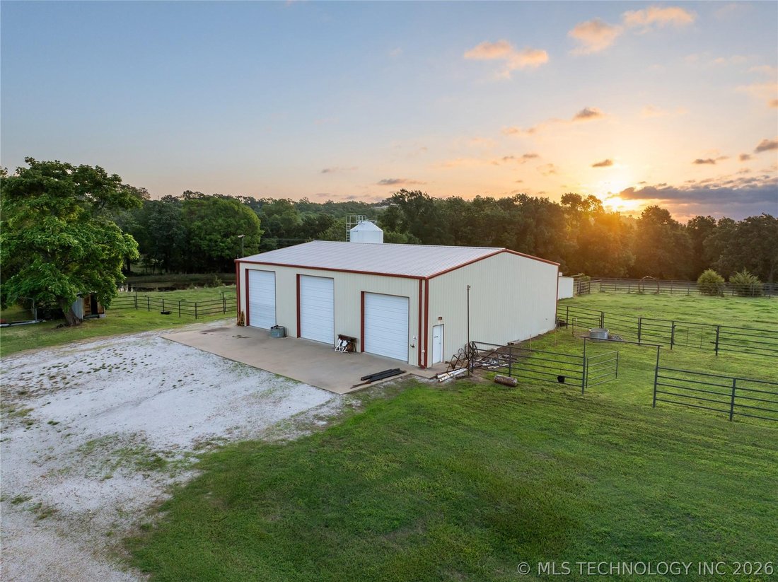 House in Redbird Smith, Oklahoma, United States 5 - 18165397