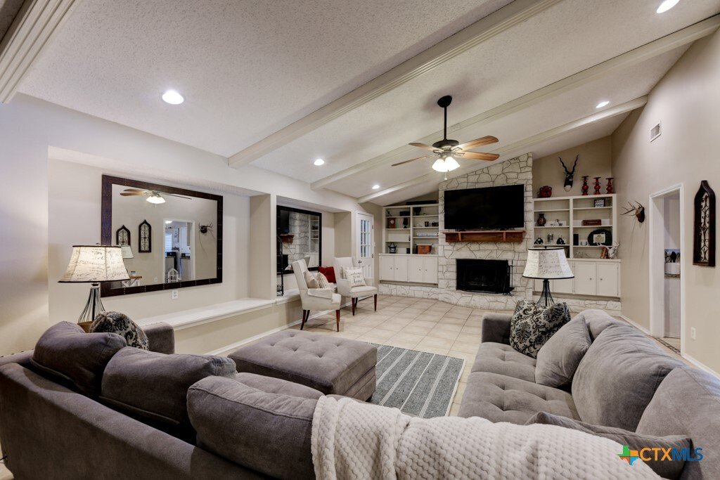 House in New Braunfels, Texas, United States 5 - 18154973