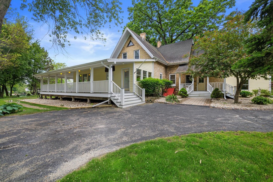 House in Mount Pleasant, Wisconsin, United States 4 - 18154842