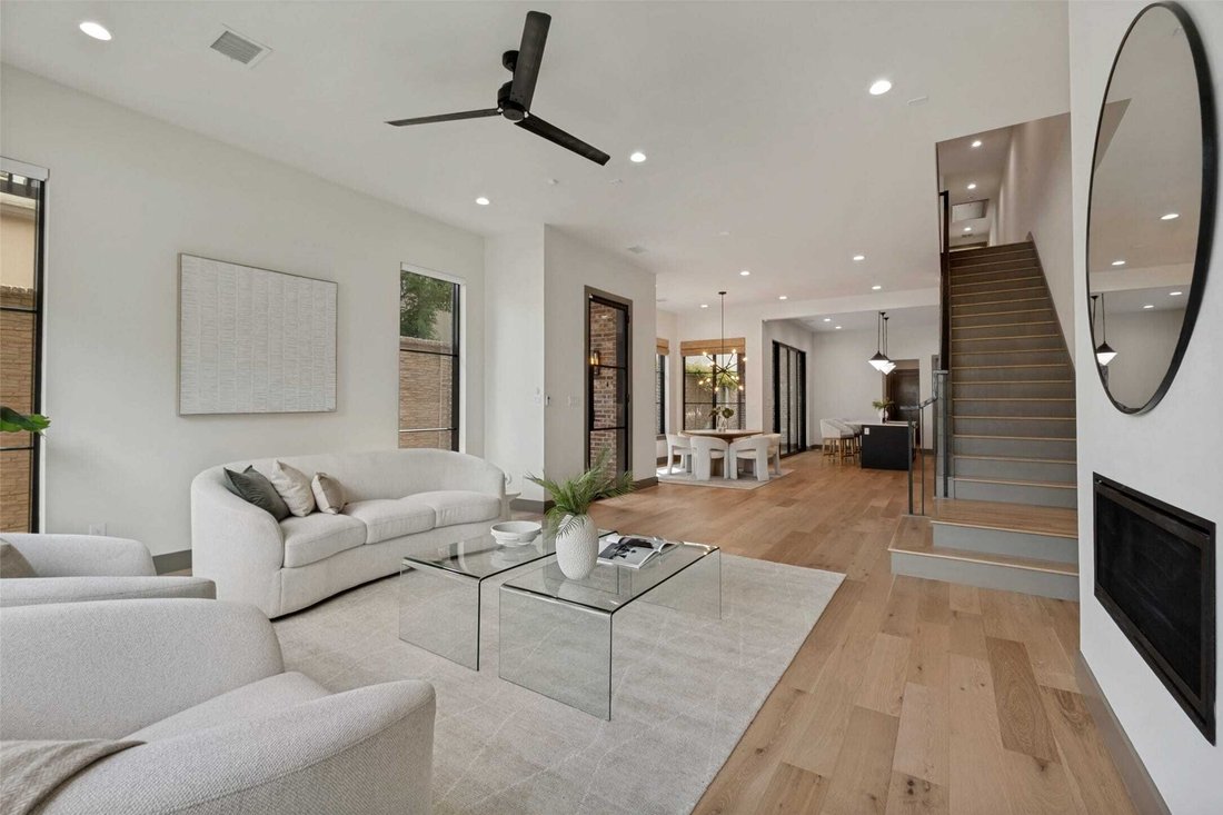 House in Dallas, Texas, United States 4 - 18161816
