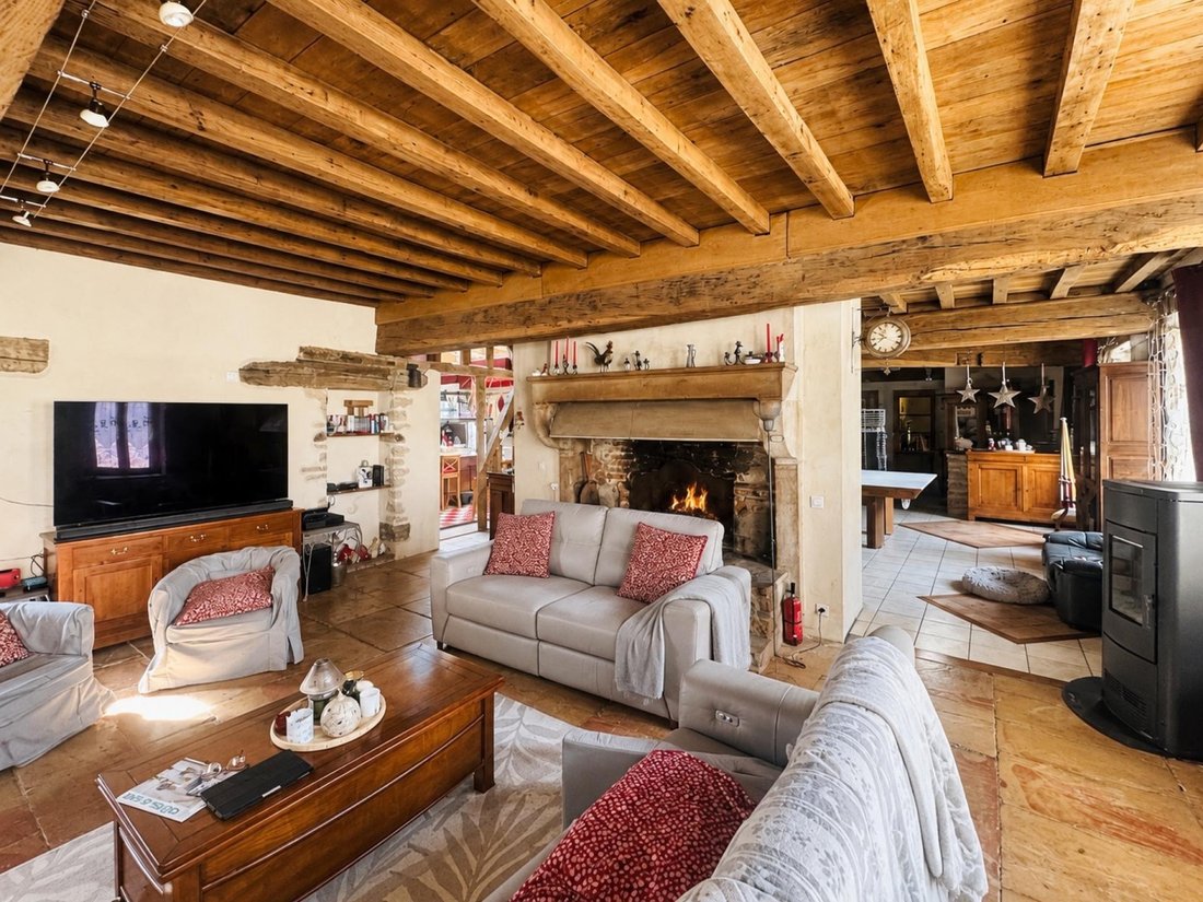 House in Centre Ville, Beaune, France 1 - 17895097