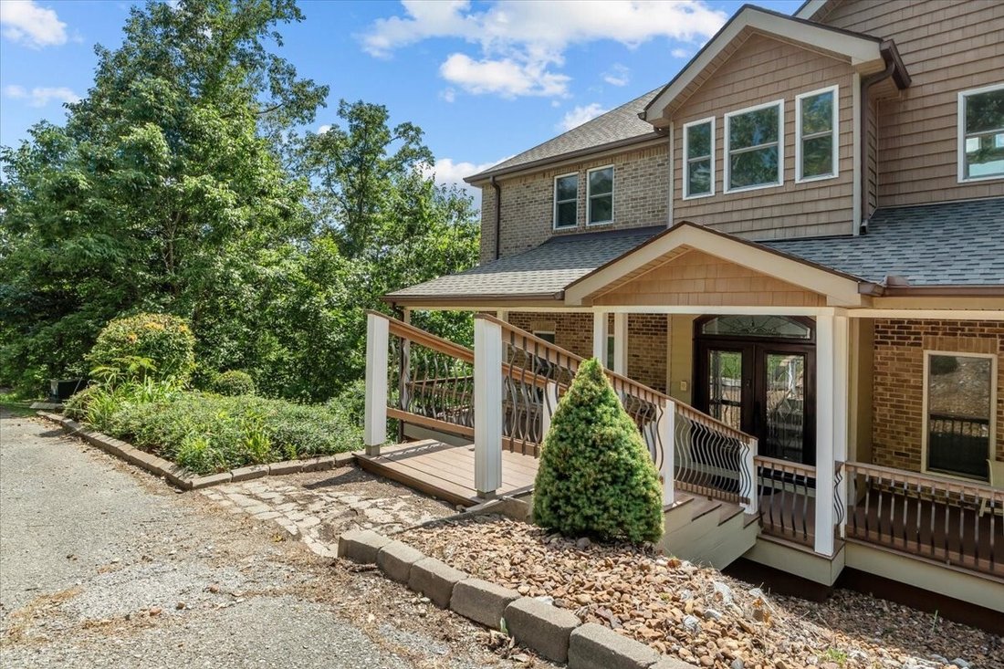 House in Waverly, Tennessee, United States 2 - 18159949