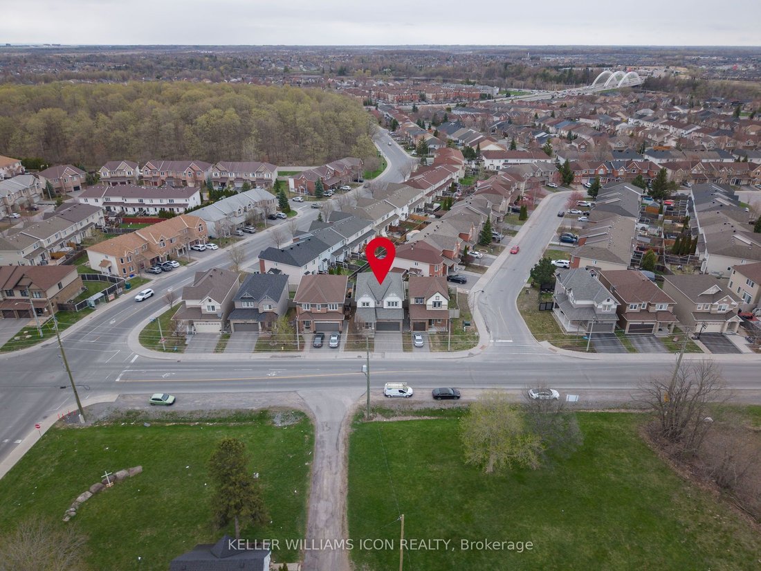 House in Ottawa, Ontario, Canada 2 - 18160104