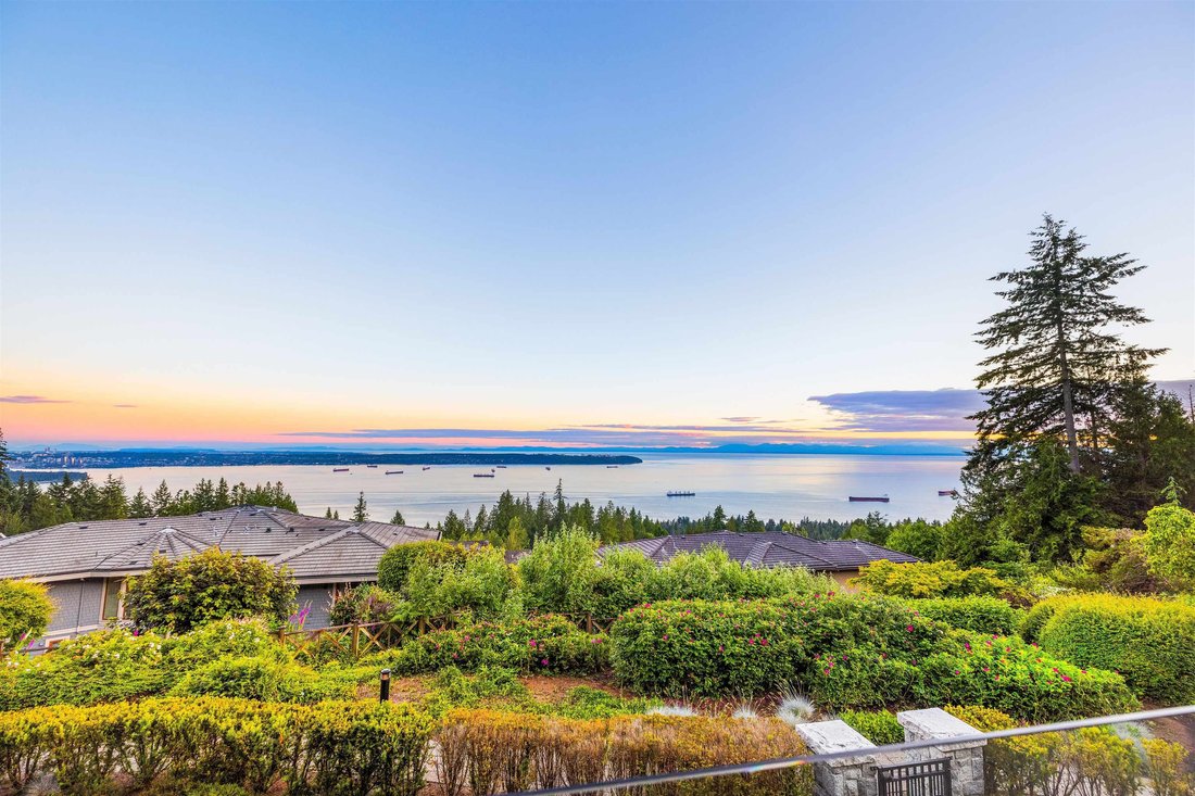 House in West Vancouver, British Columbia, Canada 3 - 18167558