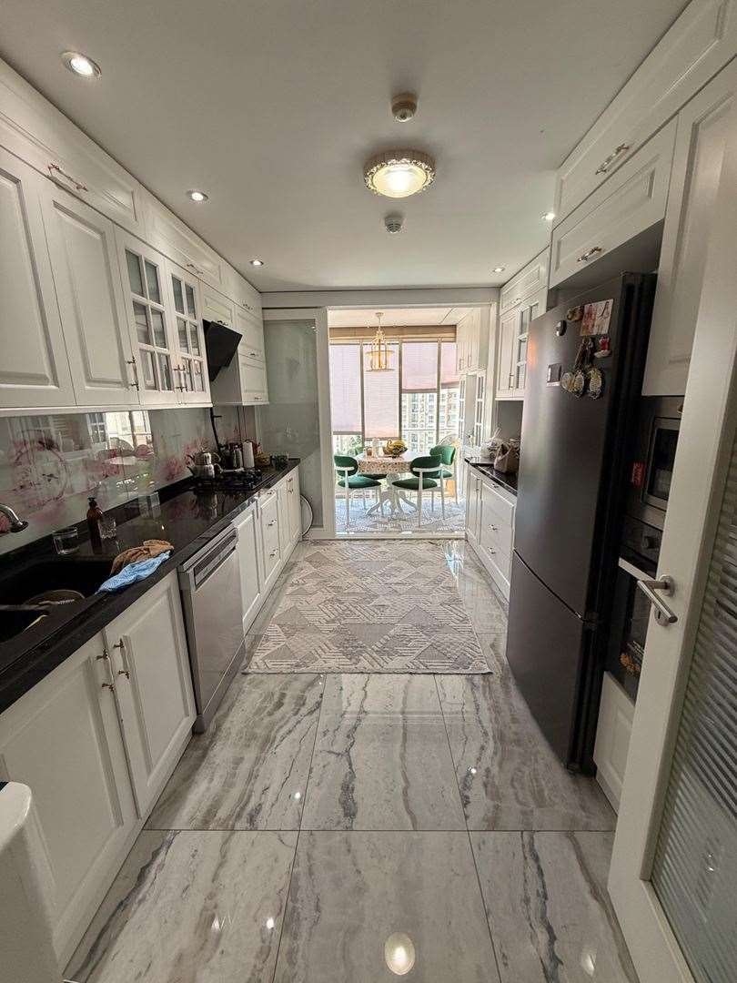 Apartment in İstanbul, İstanbul, Turkey 2 - 18155413