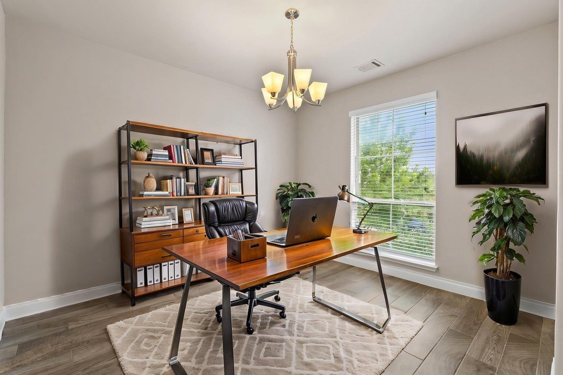 House in Georgetown, Texas, United States 5 - 18167036