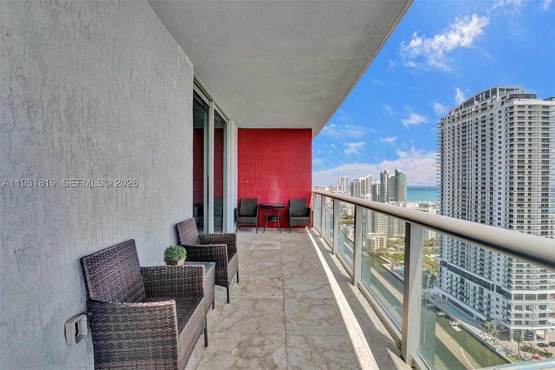 Condo in Hallandale Beach, Florida, United States 3 - 17044011