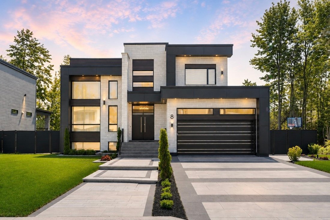 House in Blainville, Quebec, Canada 1 - 18160525