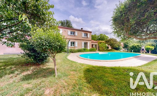House in Campagne, Pibrac, France 1