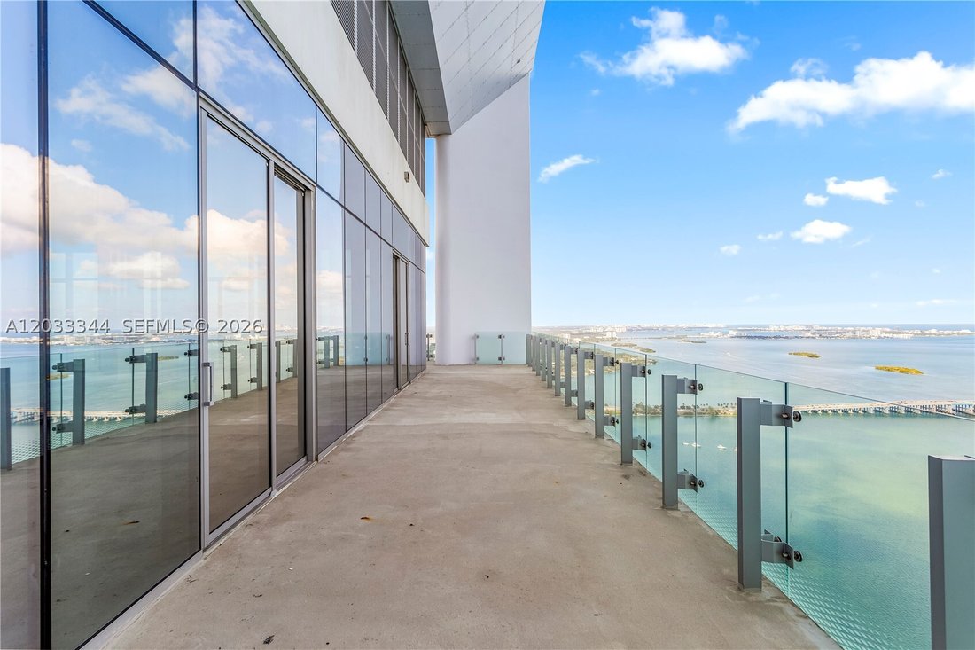 Condo in Miami, Florida, United States 5 - 18156743